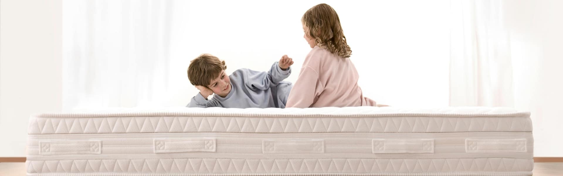 8 Best Mattresses For Kids Reviewed In Detail (summer 2023)