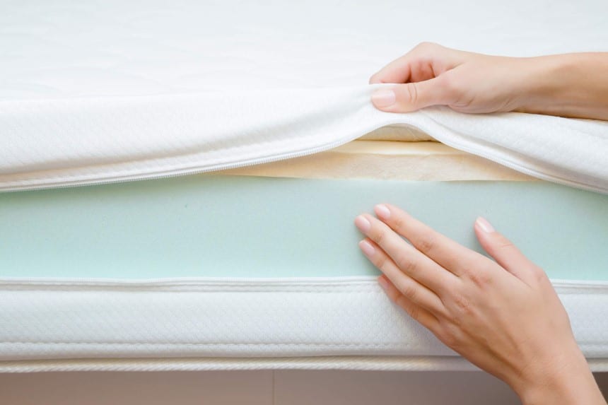 does serta cooling mattress pad off gassing