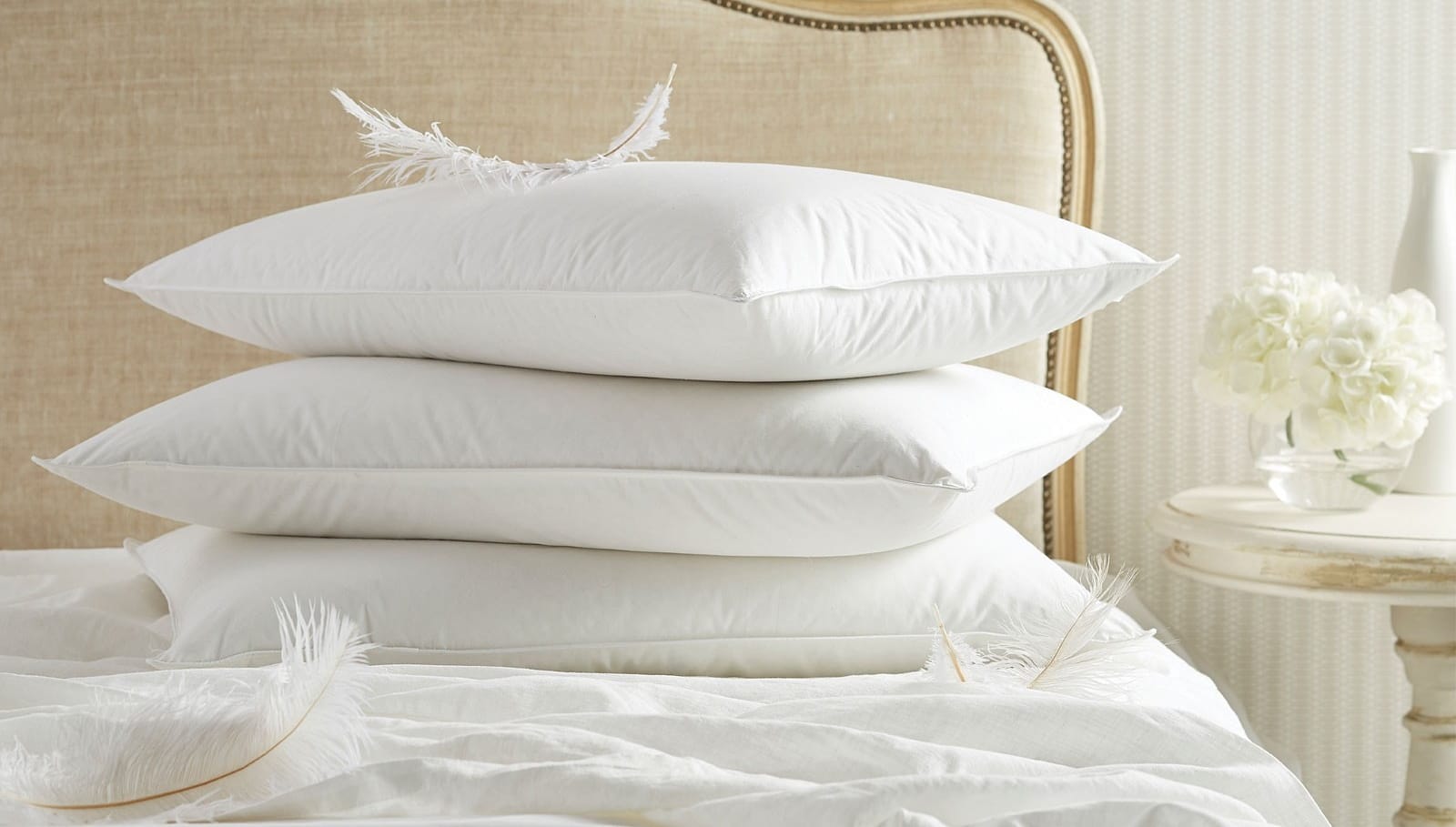 7 Best Feather Pillows Reviewed in Detail (Fall 2023)